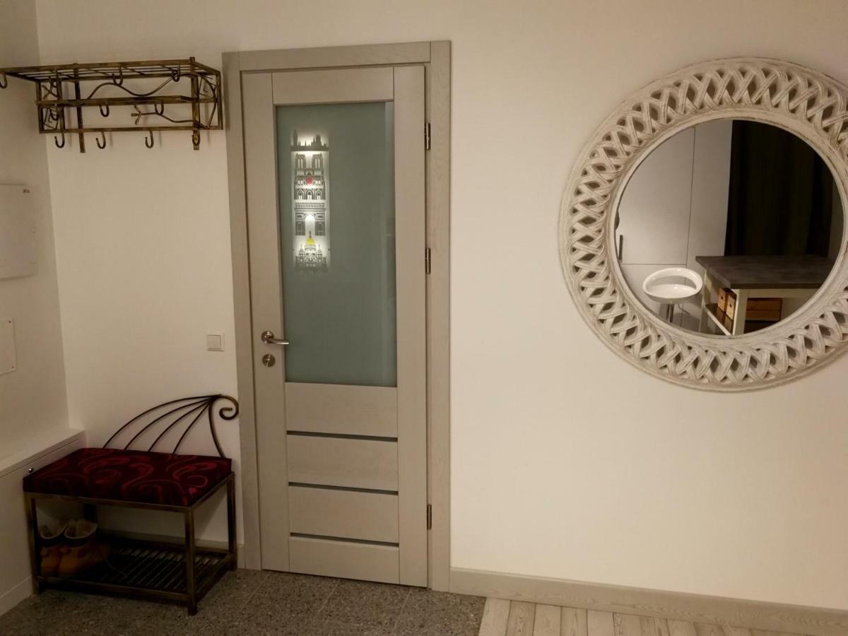 Vilnius Apartment With Stained Glass Eksteriør bilde