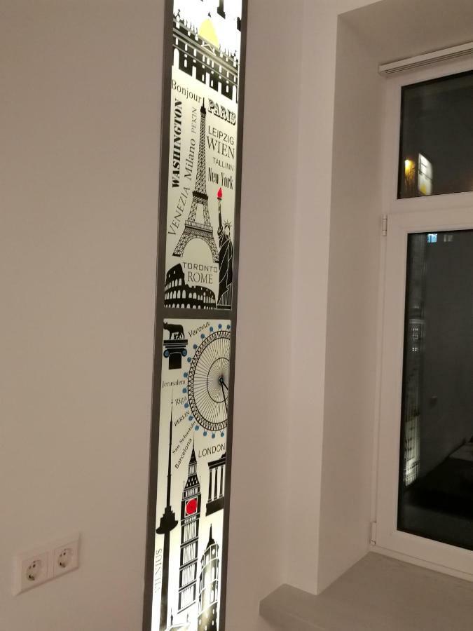 Vilnius Apartment With Stained Glass Eksteriør bilde